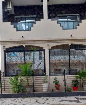 Belle maison familiale spacieuse à Dakar Sénégal HOME TERANGA